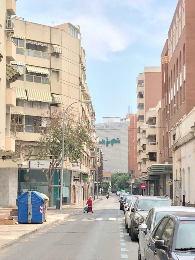Homely Malaga Don Cristian Con Parking Privado 外观 照片
